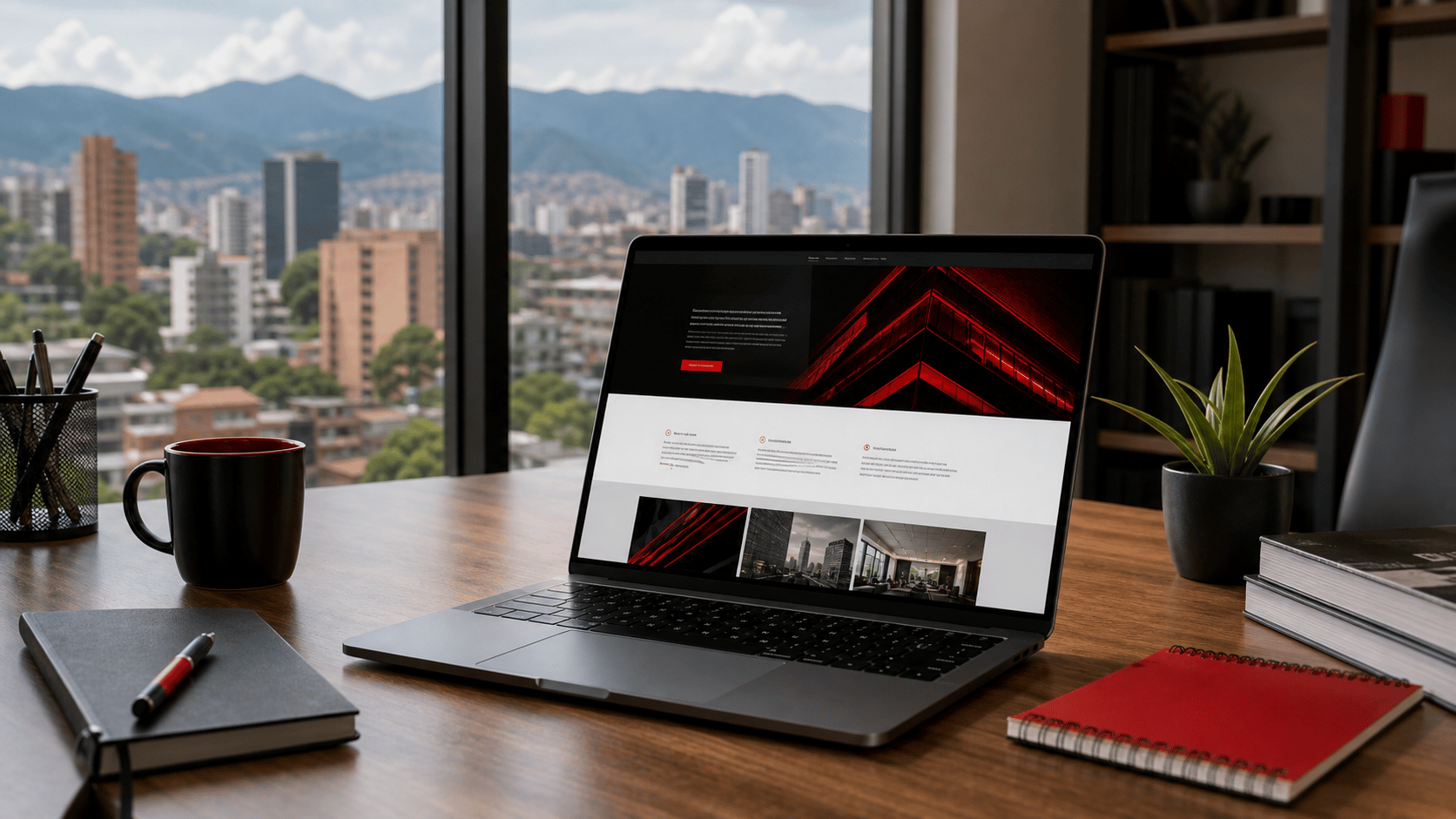 Portátil con una página web terminada en una oficina con vista urbana